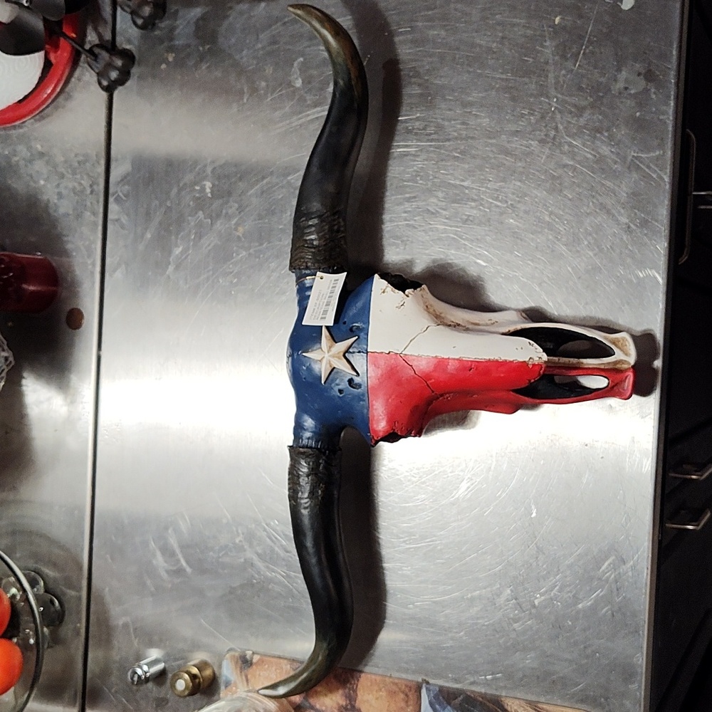 Resin Texas Skull Decor 23"